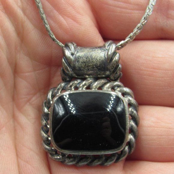 Jewelry - 18" Sterling Silver Rustic Black Inlay Necklace